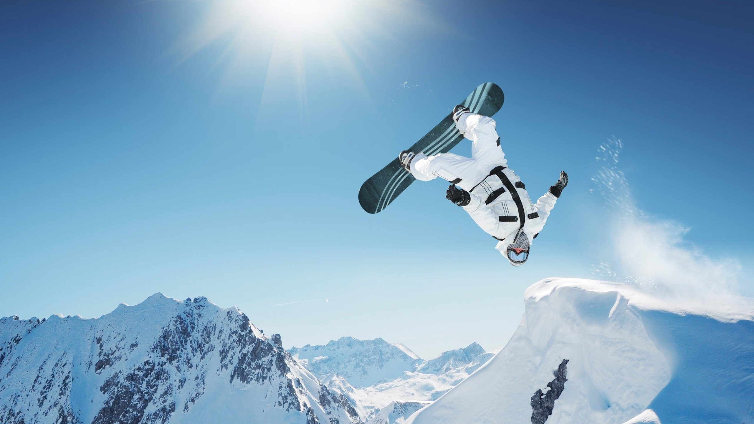 开云kaiyun-西甲激烈争夺，精彩进球频频刷新画面，西甲进球集锦